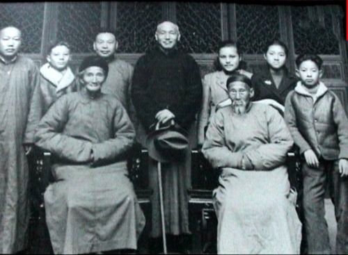 蒋介石曾孙蒋友青扎根杭州，新时代的传承与启航
