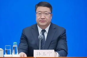 蒋超良被提请罢免，曾任湖北省委书记的权力波折