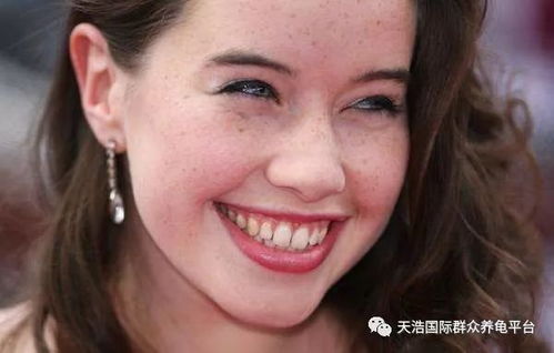 甲亢哥也逃不掉中国大妈的十级美颜