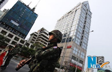 泰国首都曼谷进入紧急状态，应对疫情与维护社会秩序
