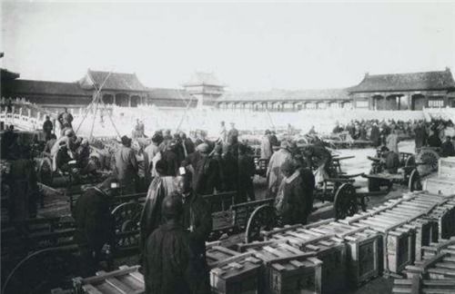 缅甸震中华人，废墟下传来无数求救声