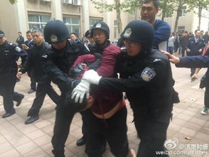 荷兰警方通报，持刀伤人男子身份揭晓，竟是乌克兰人
