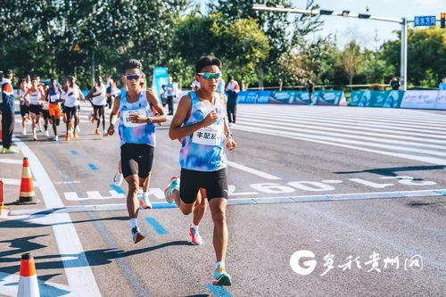双胞胎夺得盐城马拉松全马冠亚军