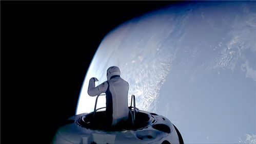 SpaceX再次创造历史，引领太空探索新篇章