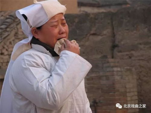 职业女哭灵人半个月连哭16场，生死之间的深情演绎