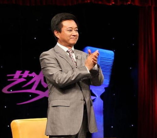 60岁张泽群晒近况两鬓斑白