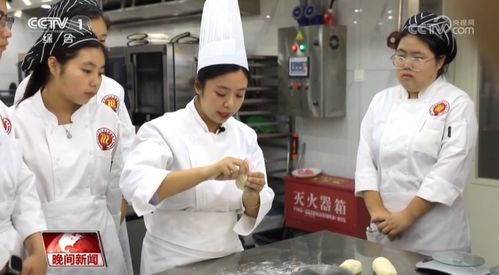 教授隐瞒非法用途带学生制肉毒素