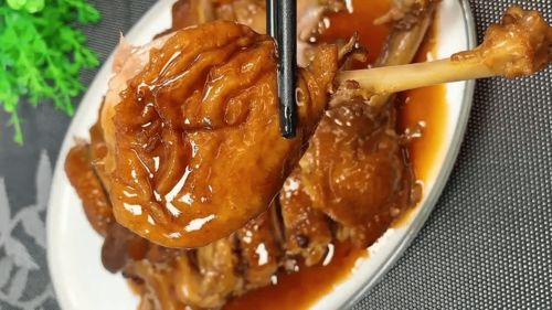 老板的智慧，拒售变味卤鸭，巧妙转身躲过一劫