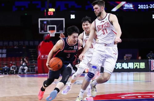 山西男篮3-0横扫广东晋级四强，实力与拼搏的胜利之歌