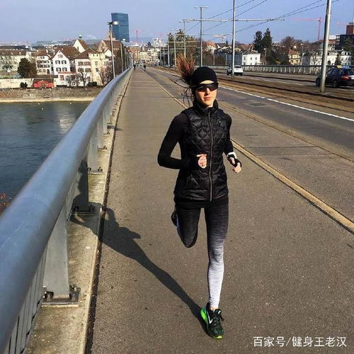 中年国企人遭竞争上岗，30年经验归零，时代变迁下的职业困境